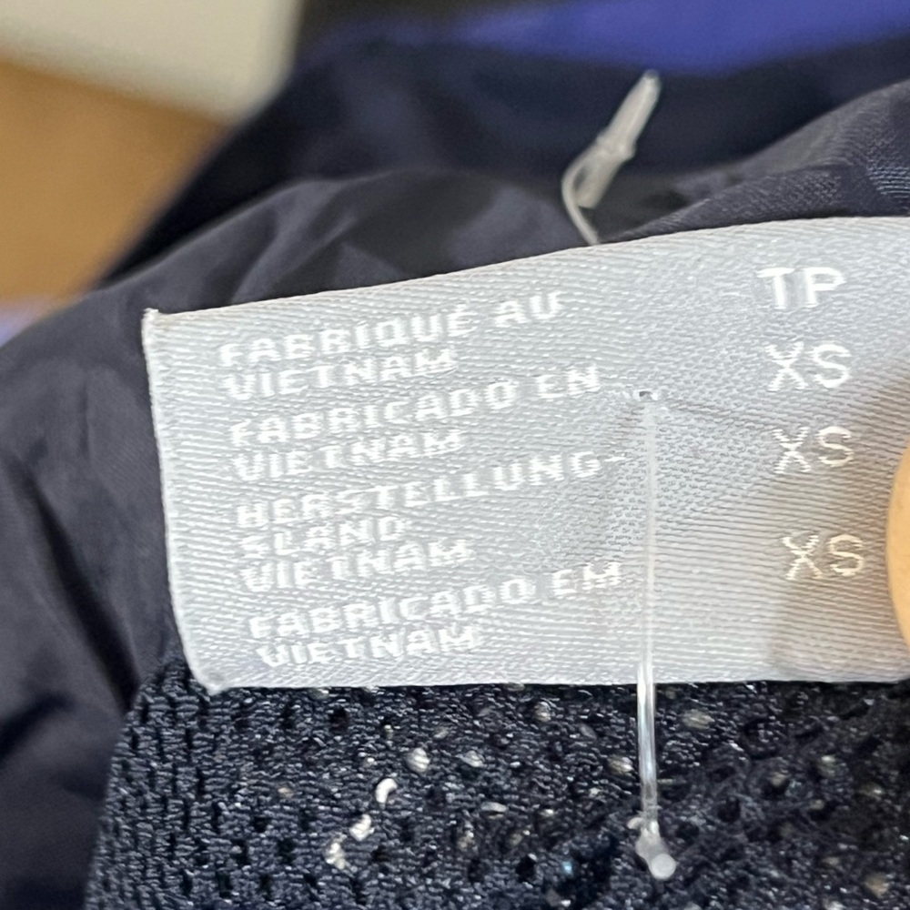As is Columbia W-XS weatherproof jacket purple and blue outdoor sports hiking - Picture 6 of 9